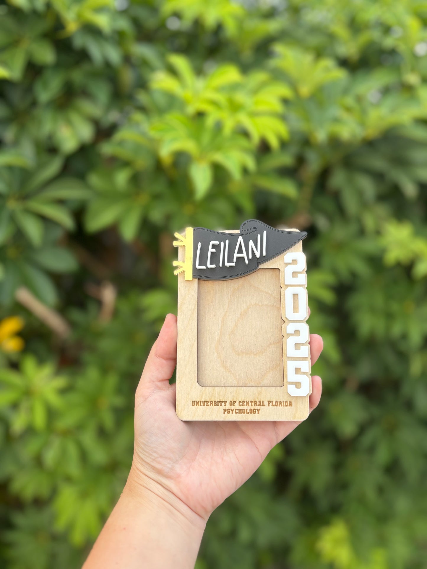 Graduation class of 2025 magnet frame