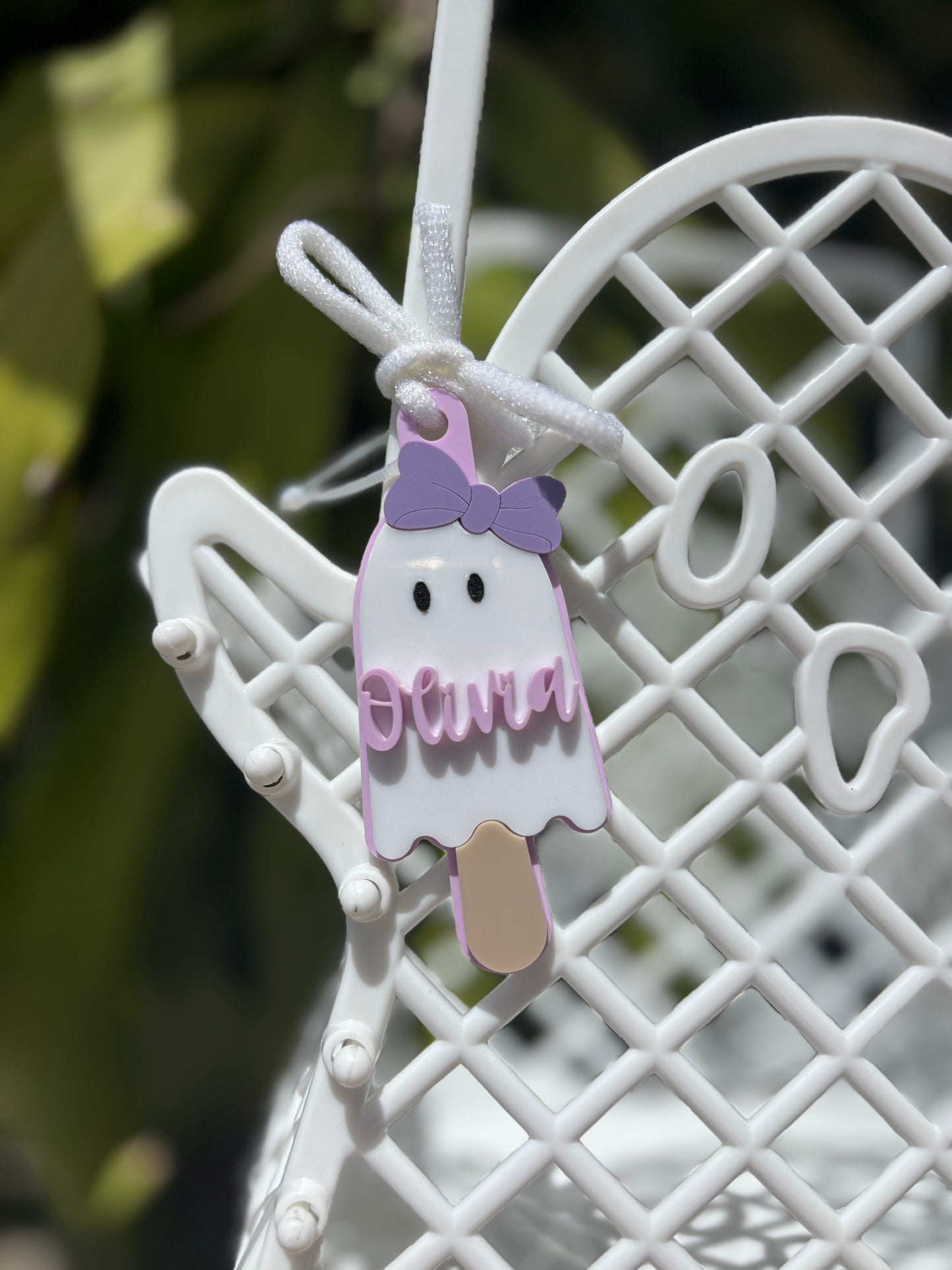 Ice cream ghost tag