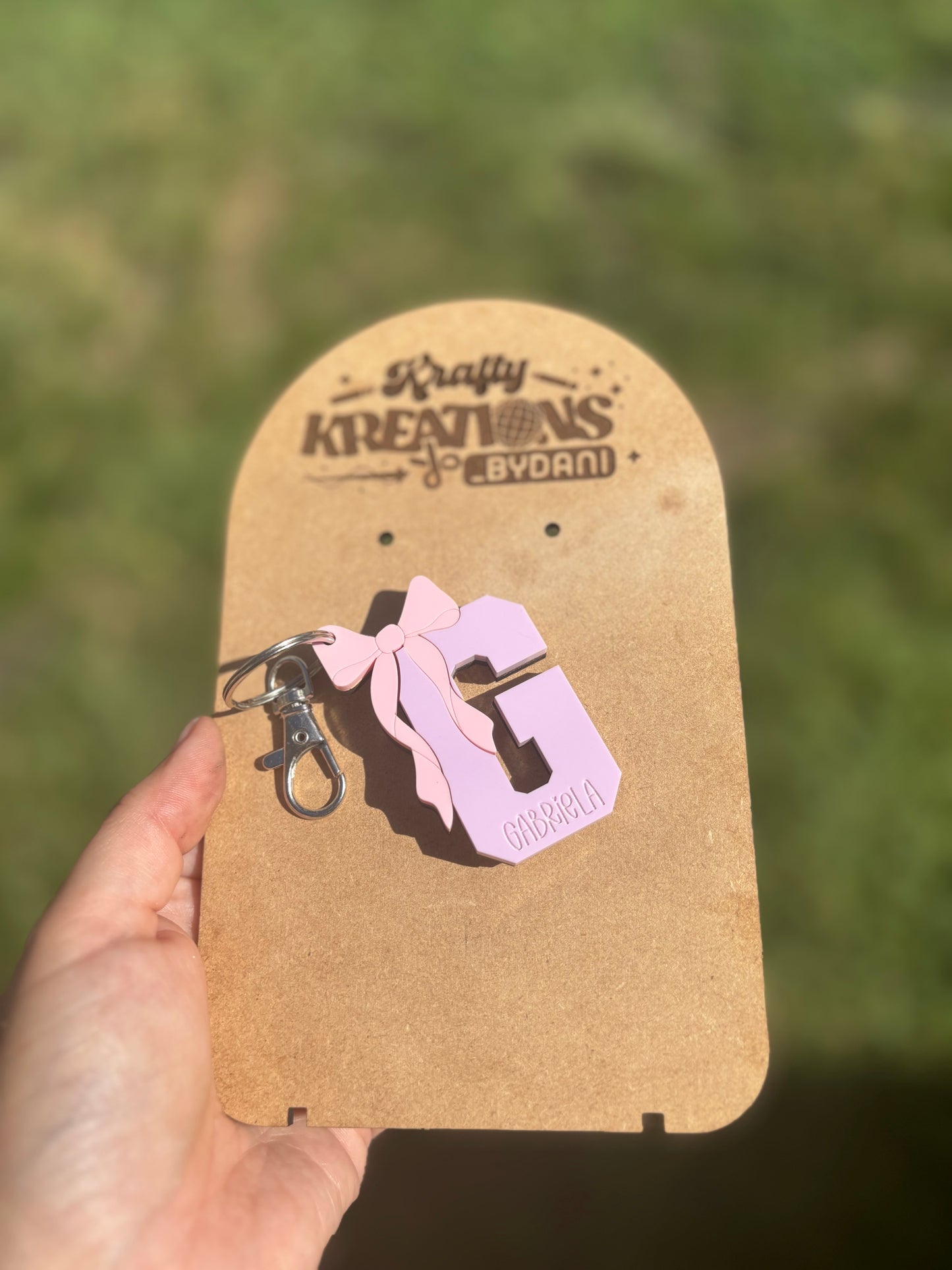 Varsity bow Letter backpack tag, Varsity Letter Keychain, Bow Keychain, Initial keychain
