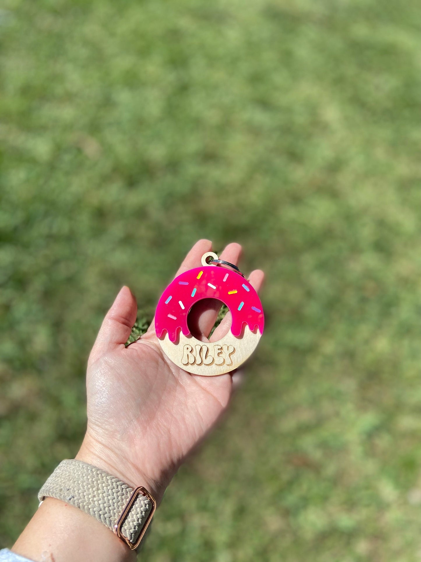 Donut keychain | Personalized Name Tag | Back to School | Book Bag Charm | Backpack Name Tag| too sweet party| donut party| Donut lover