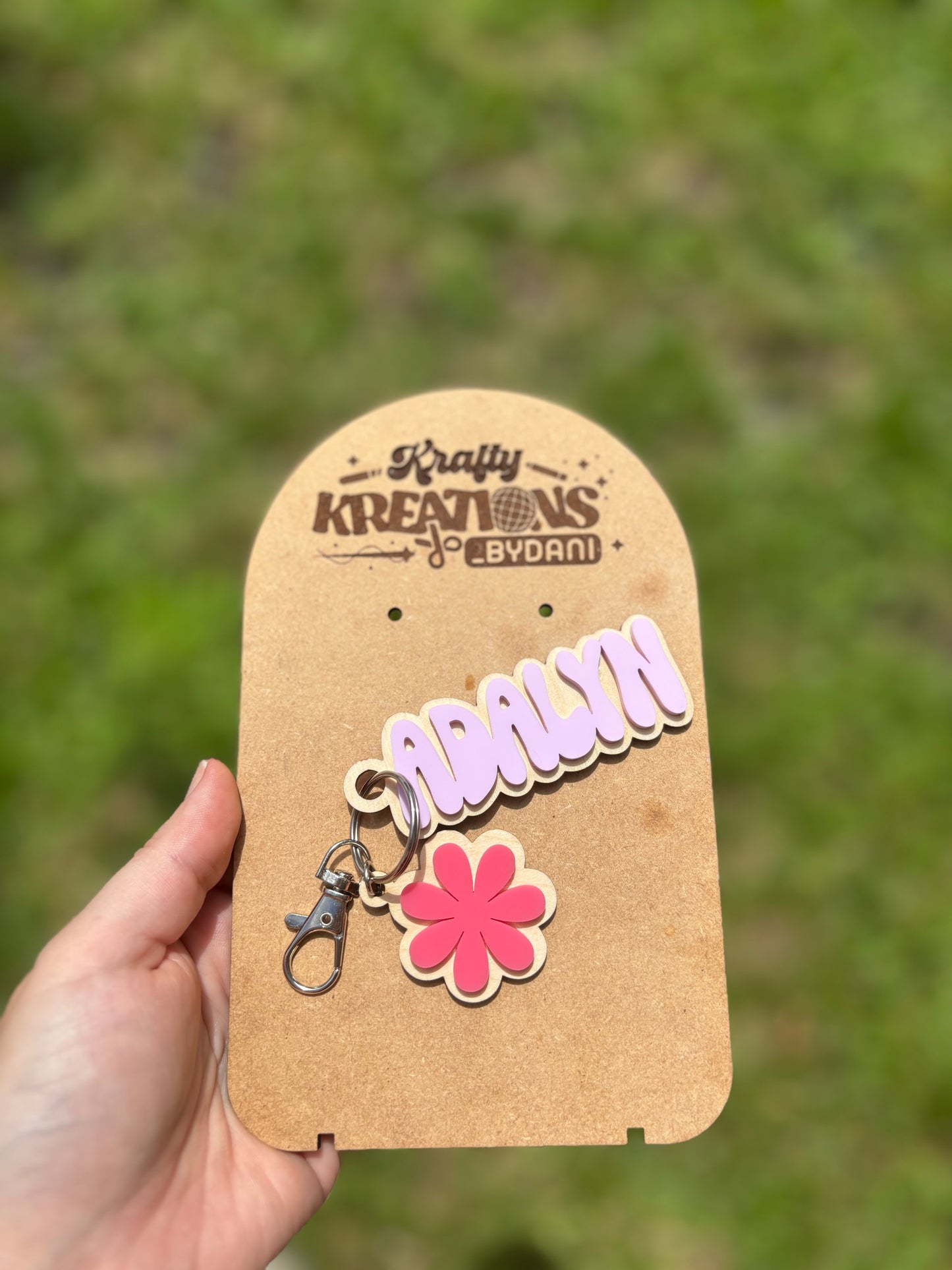 Personalized flower keychain