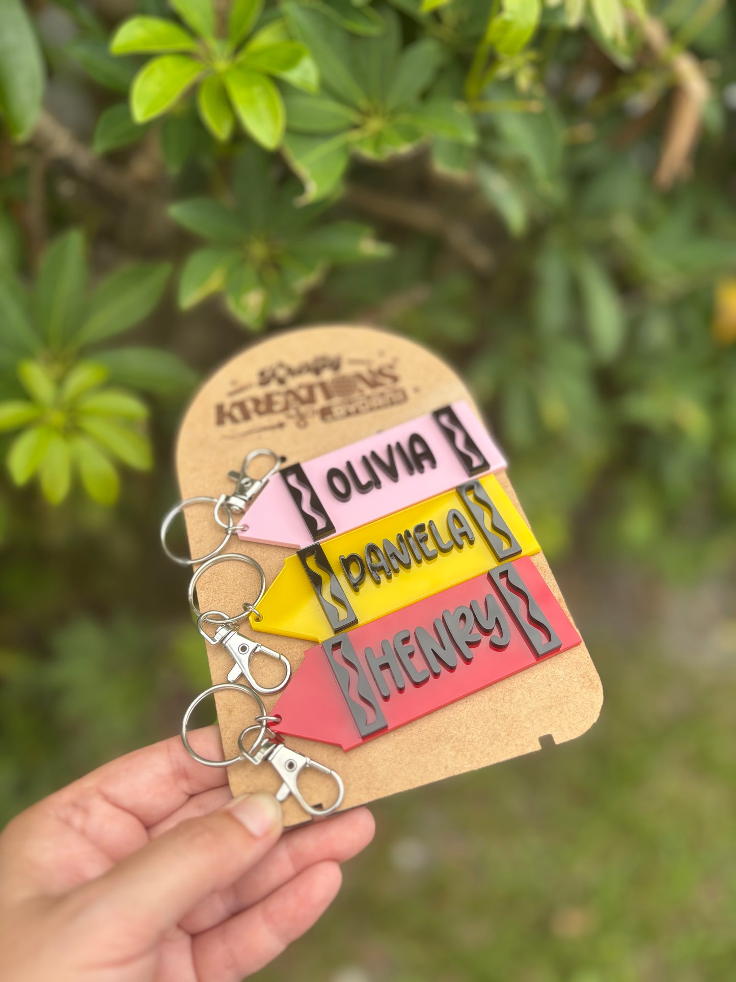 Crayon backpack tag