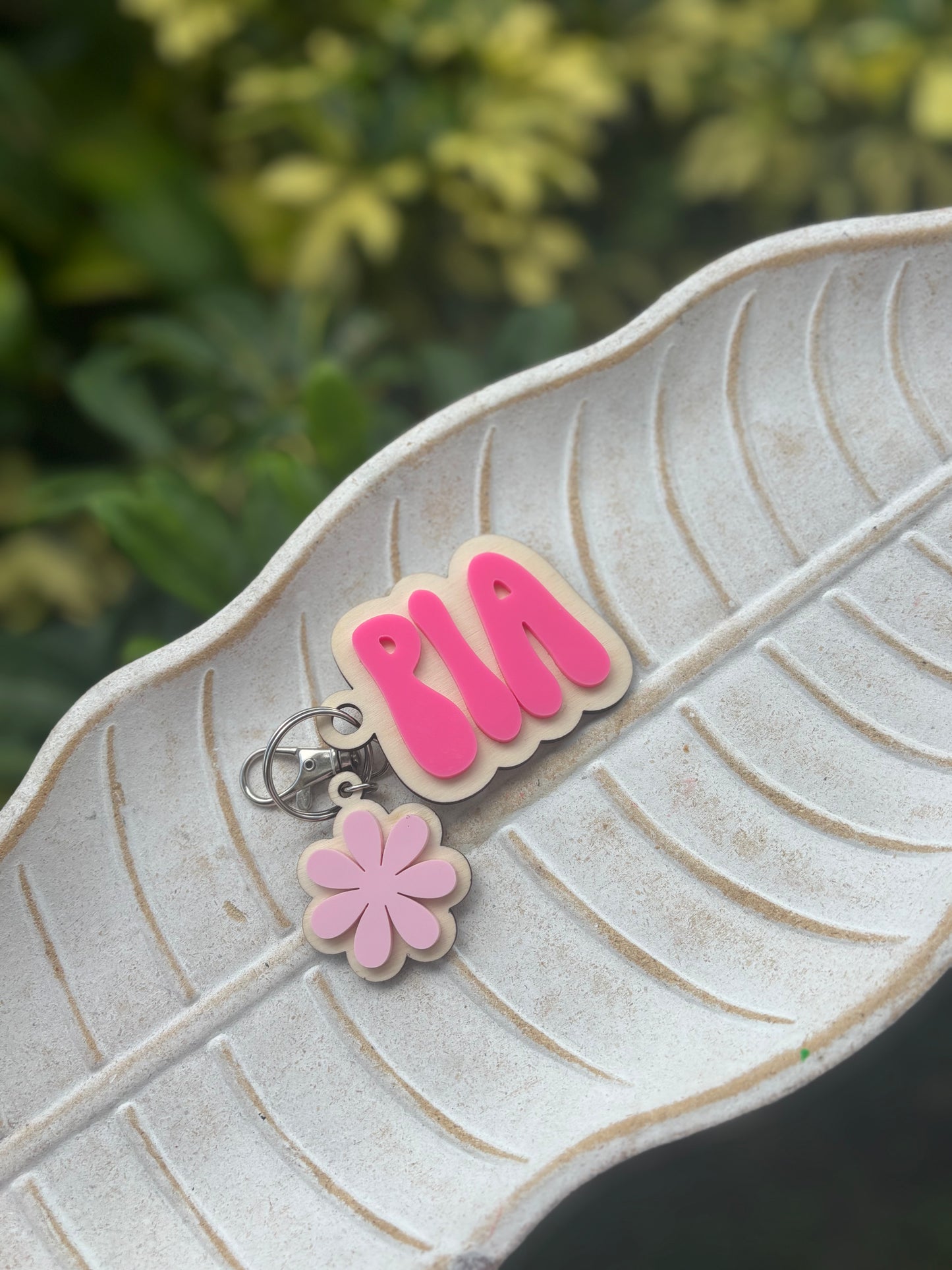 Personalized flower keychain