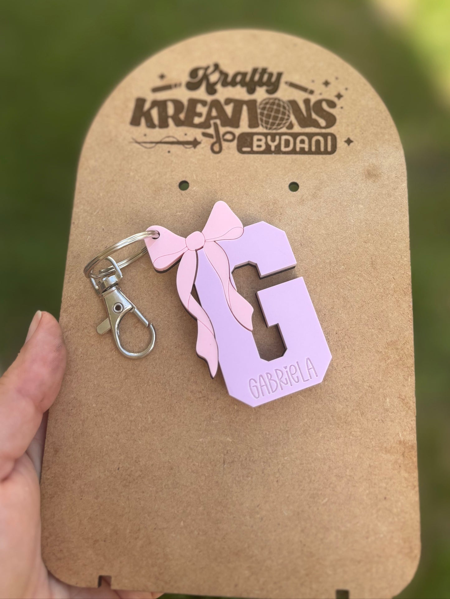 Varsity bow Letter backpack tag, Varsity Letter Keychain, Bow Keychain, Initial keychain