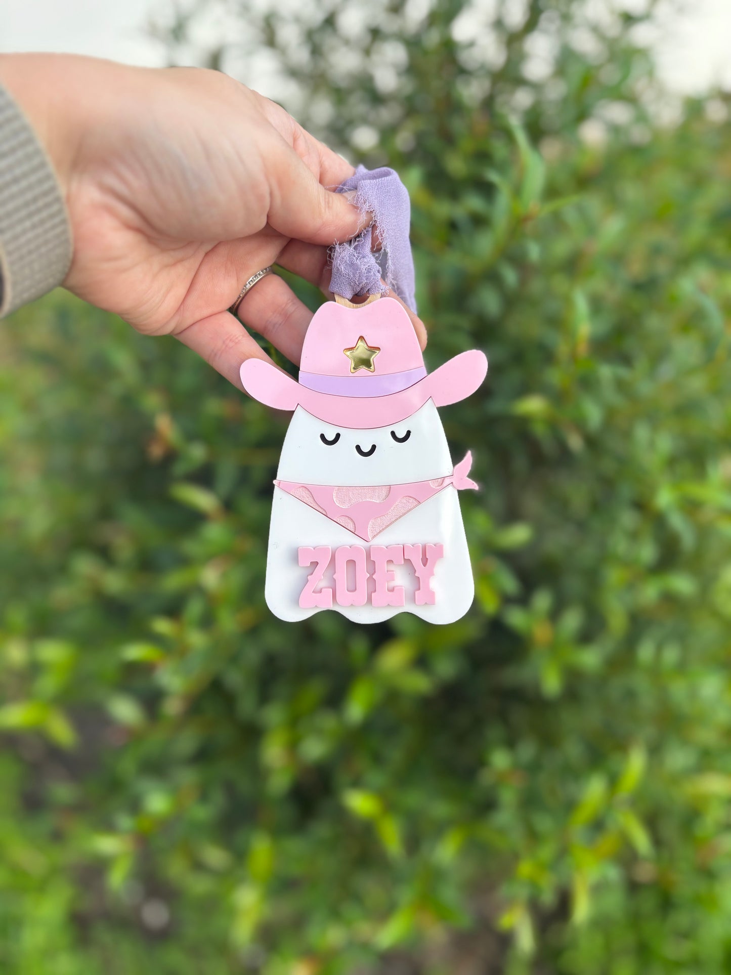 Cowgirl Ghost tag, Cowboy ghost tag