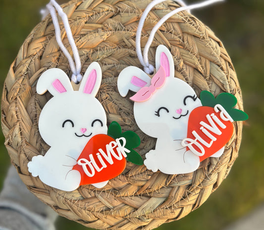 Easter bunny tag with carrot