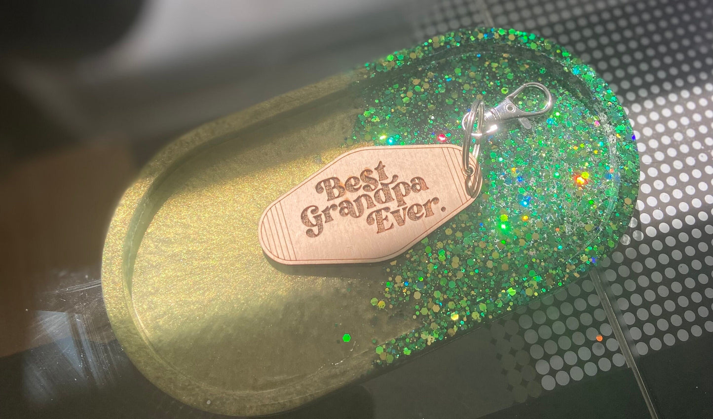 Best Grandpa Ever Keychain, Father's Day keychain, Retro Motel Keychain, Wood Keychain, grandfather keychain